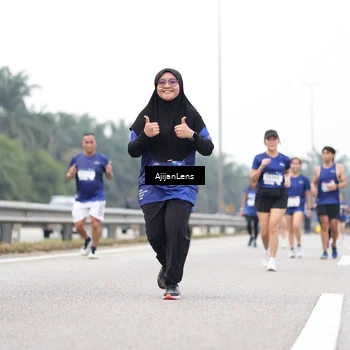 Runner Photo 7417680