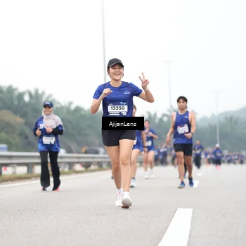 Runner Photo 7417681