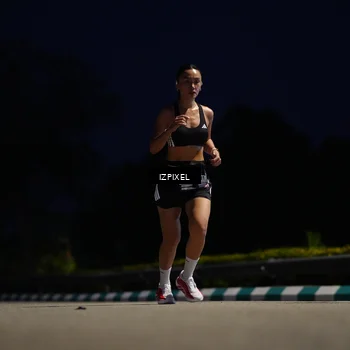 Runner Photo 7417694