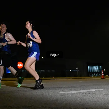 Runner Photo 7417704