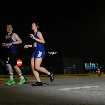 Runner Photo 7417715
