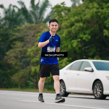 Runner Photo 7417719