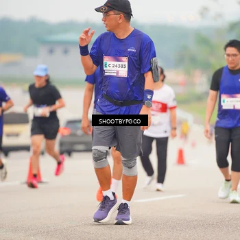 Runner Photo 7417729