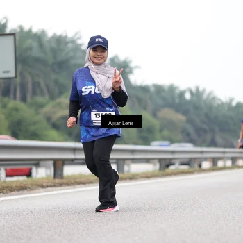 Runner Photo 7417731