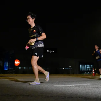 Runner Photo 7417739