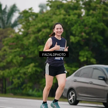 Runner Photo 7417742