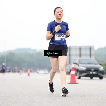 Runner Photo 7417749