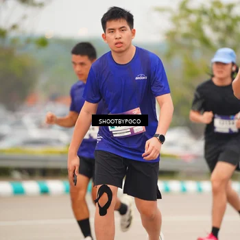 Runner Photo 7417750