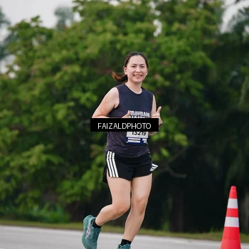 Runner Photo 7417762
