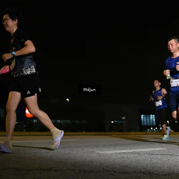 Runner Photo 7417777