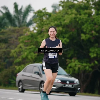 Runner Photo 7417790