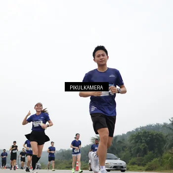 Runner Photo 7417799