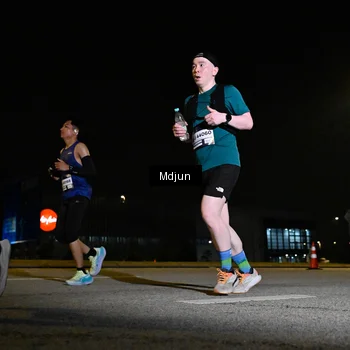 Runner Photo 7417806