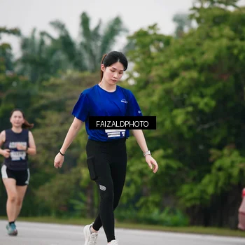 Runner Photo 7417815