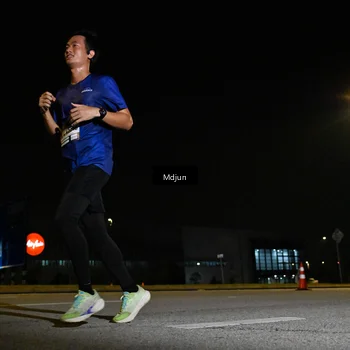 Runner Photo 7417832