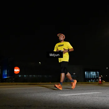 Runner Photo 7417843