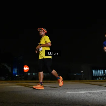 Runner Photo 7417846