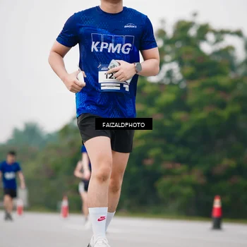 Runner Photo 7417855