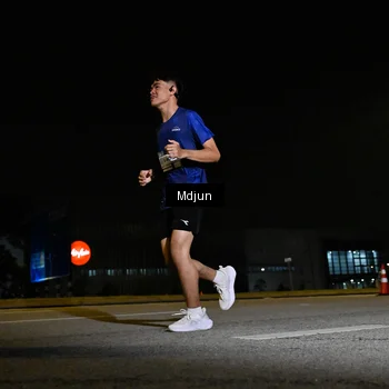 Runner Photo 7417862