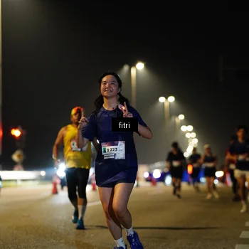 Runner Photo 7417865