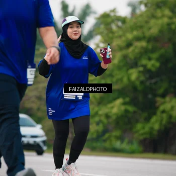 Runner Photo 7417874