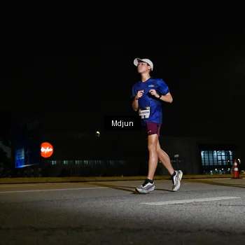 Runner Photo 7417876