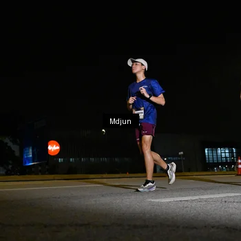 Runner Photo 7417878