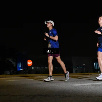 Runner Photo 7417884