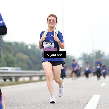 Runner Photo 7417901