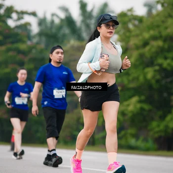Runner Photo 7417903
