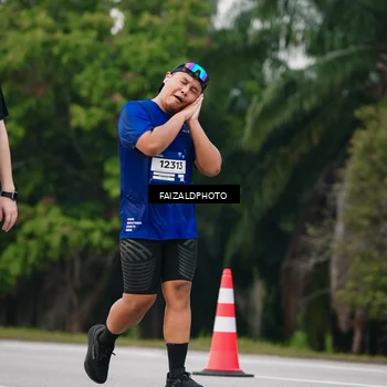 Runner Photo 7417938