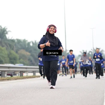 Runner Photo 7417940