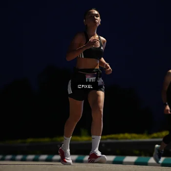 Runner Photo 7417943
