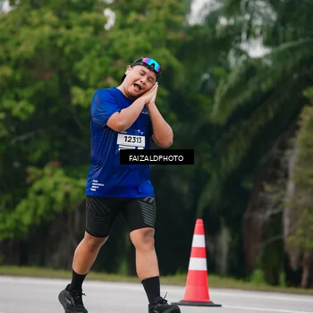 Runner Photo 7417944
