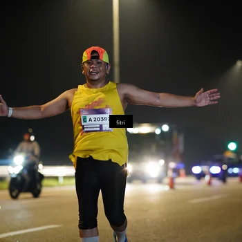 Runner Photo 7417948