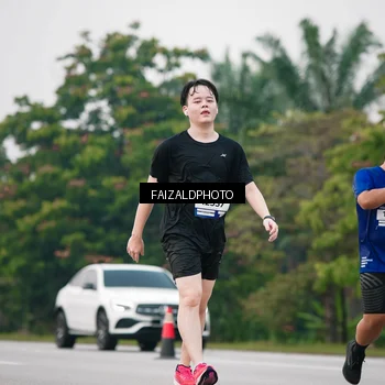 Runner Photo 7417962
