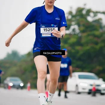 Runner Photo 7417981