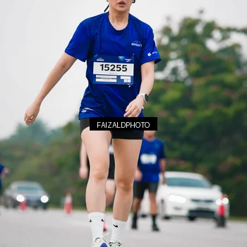 Runner Photo 7417991