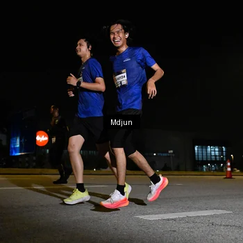 Runner Photo 7417998