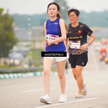 Runner Photo 7418001