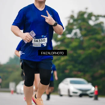 Runner Photo 7418002