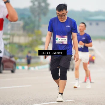 Runner Photo 7418009