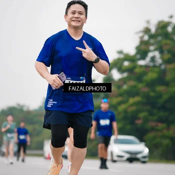 Runner Photo 7418047