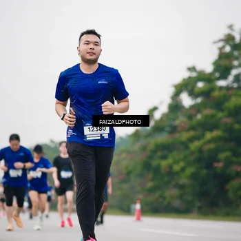 Runner Photo 7418049