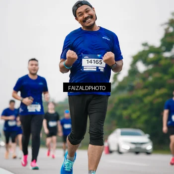 Runner Photo 7418059