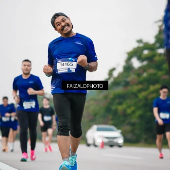 Runner Photo 7418062
