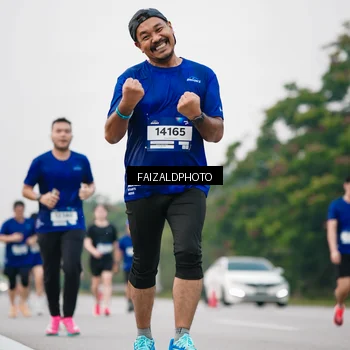 Runner Photo 7418066