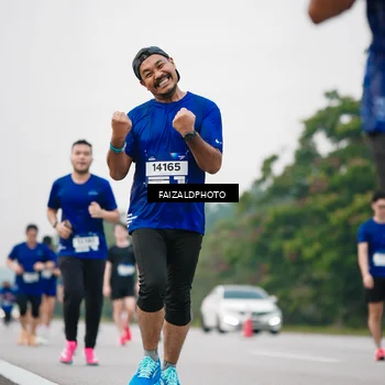 Runner Photo 7418074