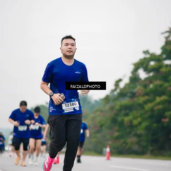 Runner Photo 7418087