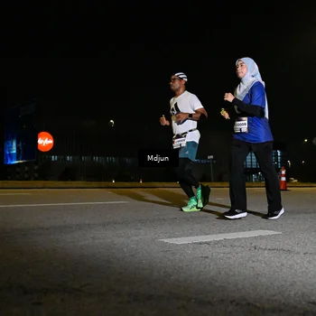 Runner Photo 7418100